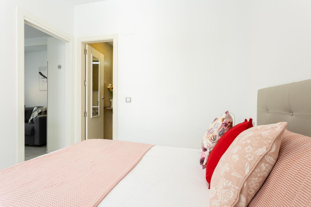 Holidays2Malaga Dos Aceras Apartment Bagian luar foto